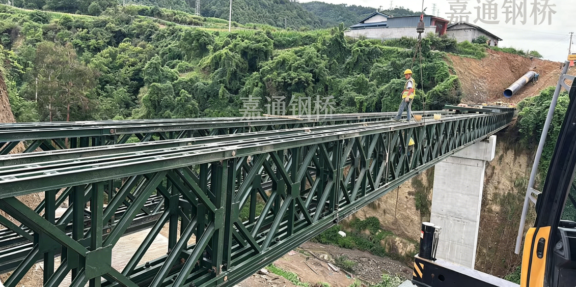 涼山州大橋引水管道橋項(xiàng)目-鋼便橋